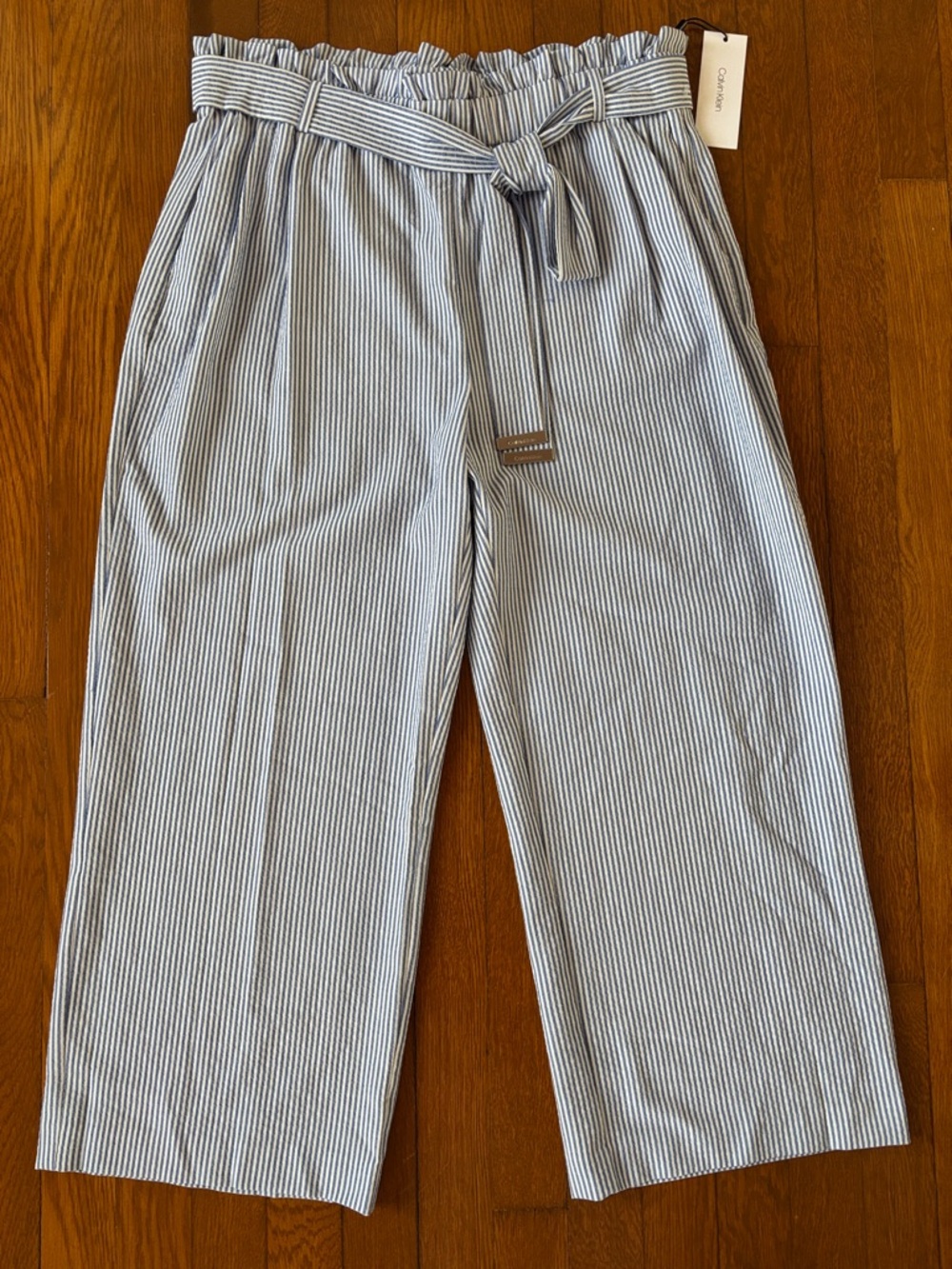 CALVIN KLEIN SEERSUCKER CROPPED WIDE LEG PANTS